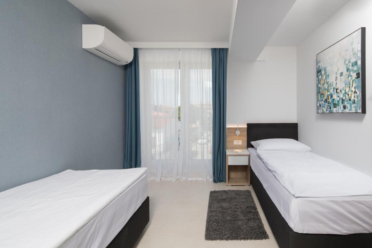 Garden Palace Resort Umag Exterior photo